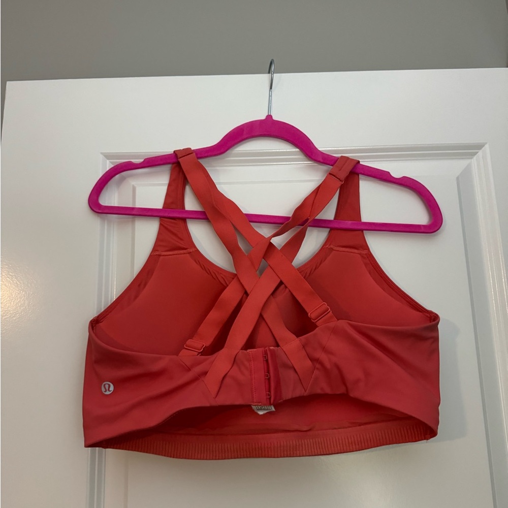 Lululemon Energy Bra High Support Size 38D - Picture 2 of 5